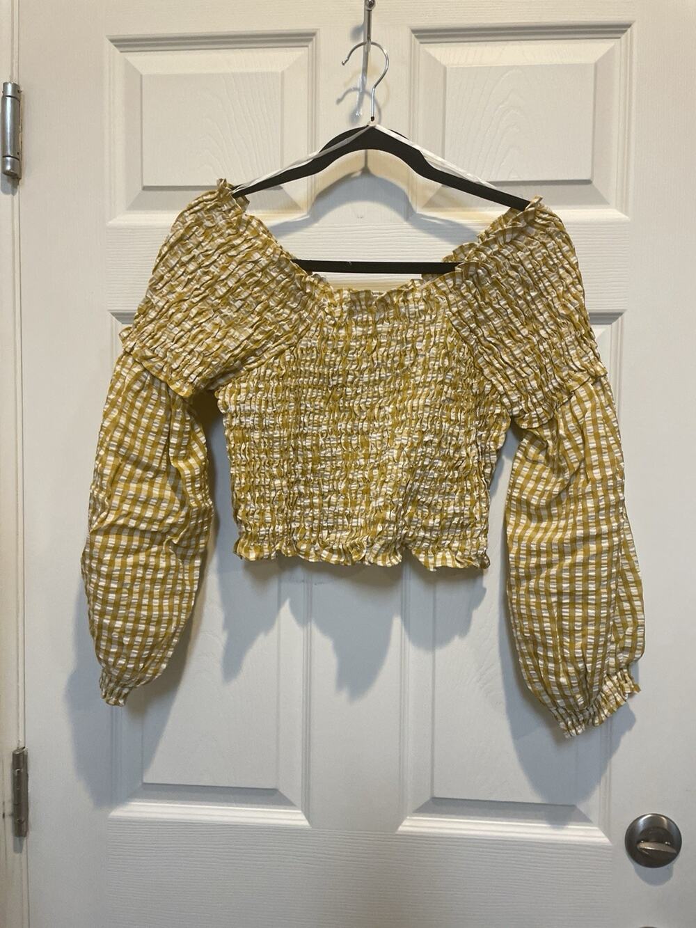 New! Womens Off The Shoulder Smocked Cottagecore Gold Gingham Crop Blouse Large